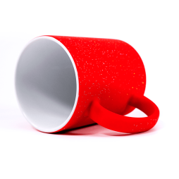 Taza de cerámica roja con glitter mágica personalizable mediante sublimación.