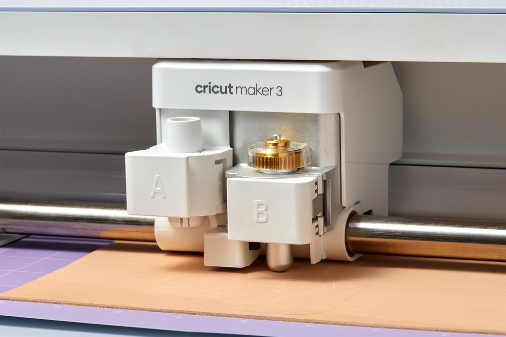 Cricut Punta Debossing Fina + Portacuchillas