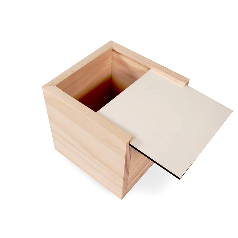 Caja de madera con tapa extraíble