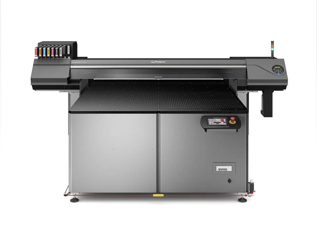Impresora UV Roland VersaOBJECT CO-640i-F3 Plana | 1625 mm